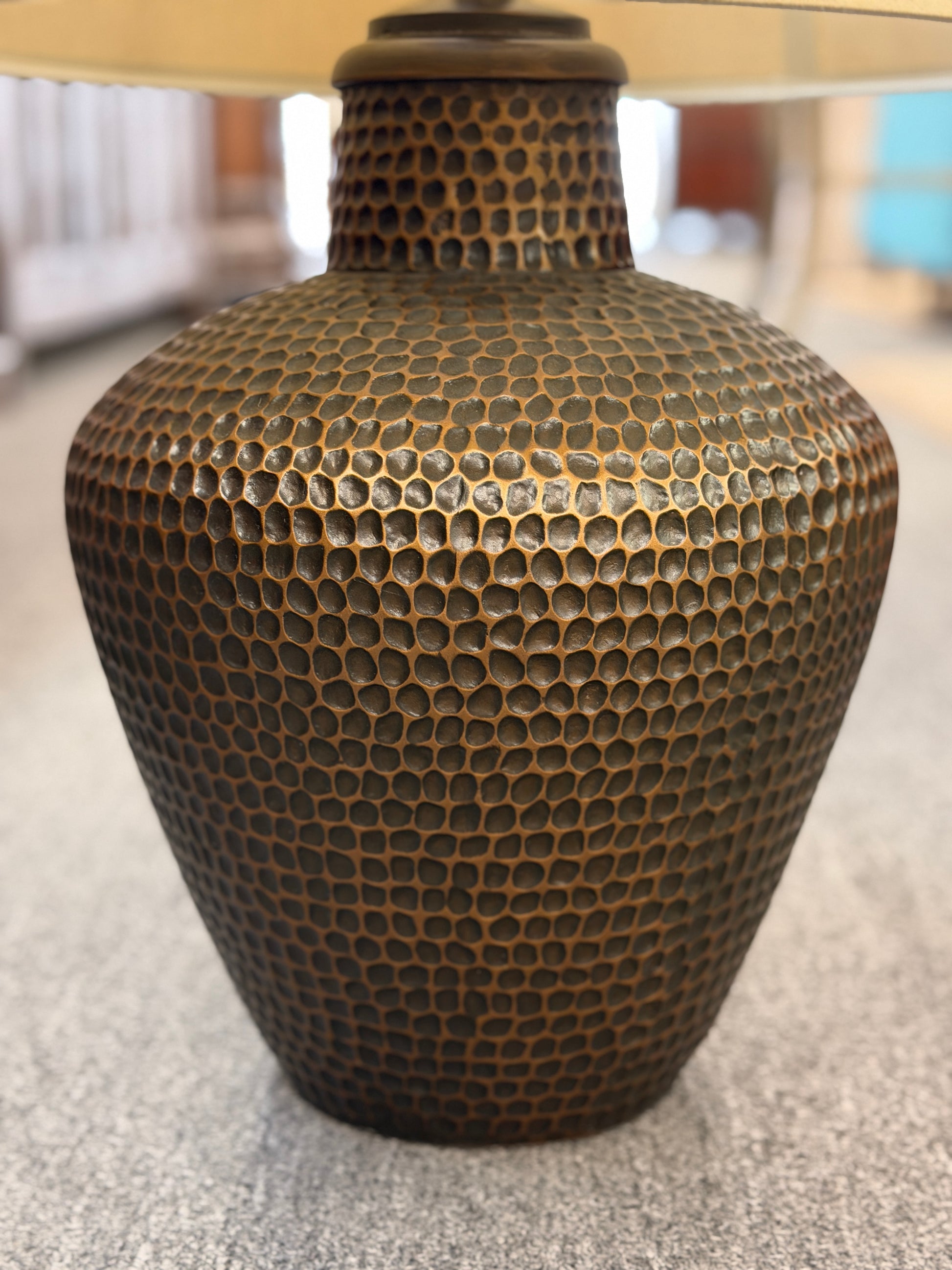 Set of 2 transitional silver quatrefoil trellis cage table lamps with beige fabric shades against a gray background at 2nd Debut Houston consignment showroom